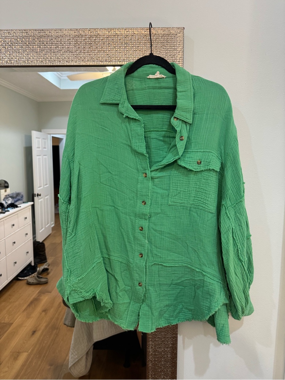 easel Bright Green Crinkled Button-Down Shirt